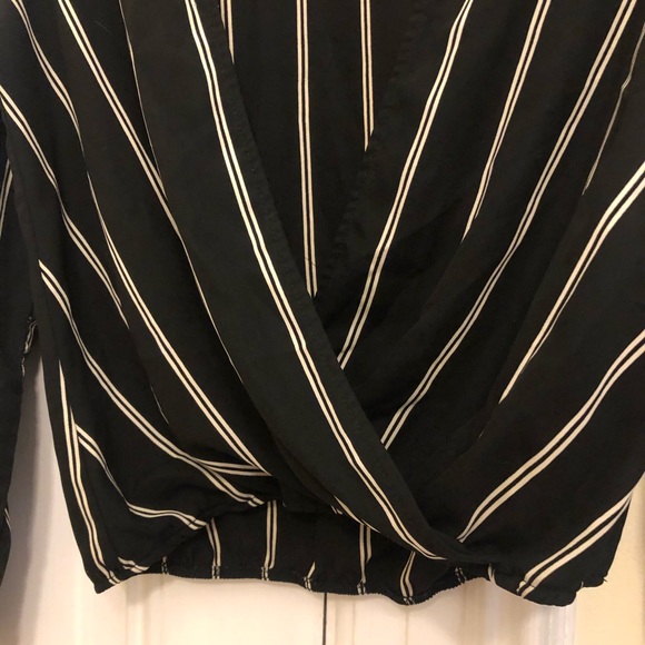 Honey Punch twist top - Picture 3 of 3